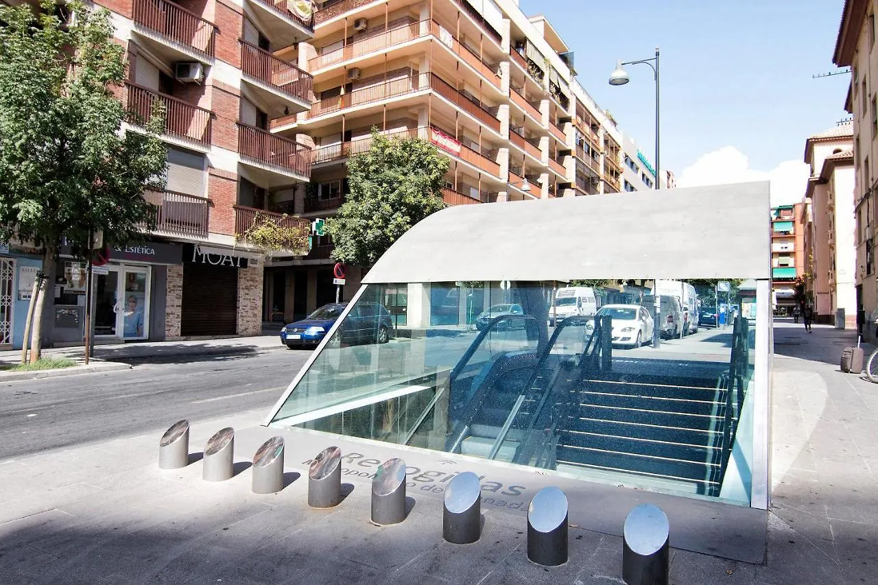 Bright & Elegant City Centre 3 Bedroom Apartment Granada 0*,